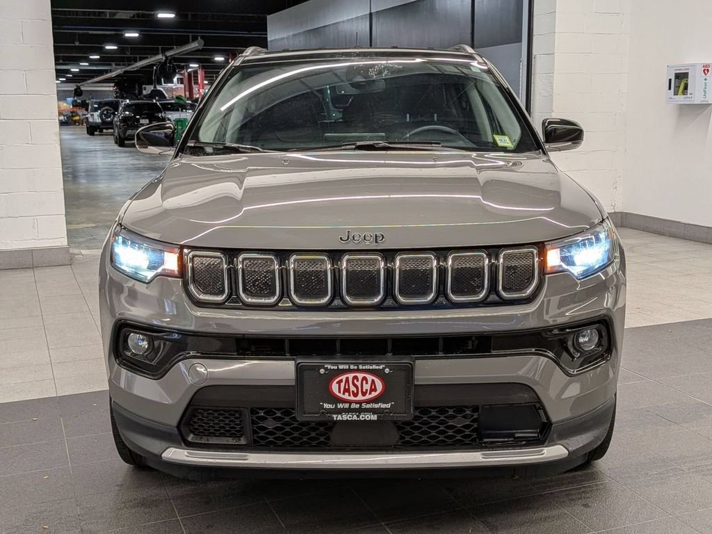 Used 2022 Gray Jeep Limited image 10