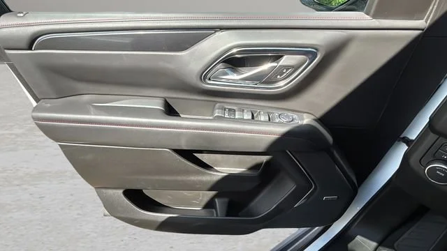 Used 2024 Summit White Chevrolet RST image 17