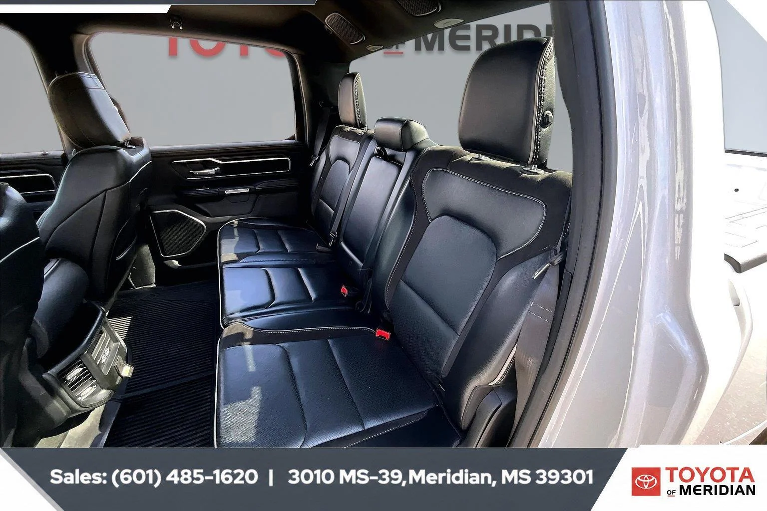 Used 2023 Bright White Clearcoat Ram Laramie image 19