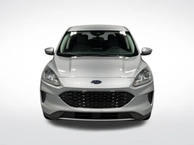 Used 2021 Silver Ford SE image 3