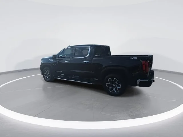 Used 2025 Black GMC SLT image 6