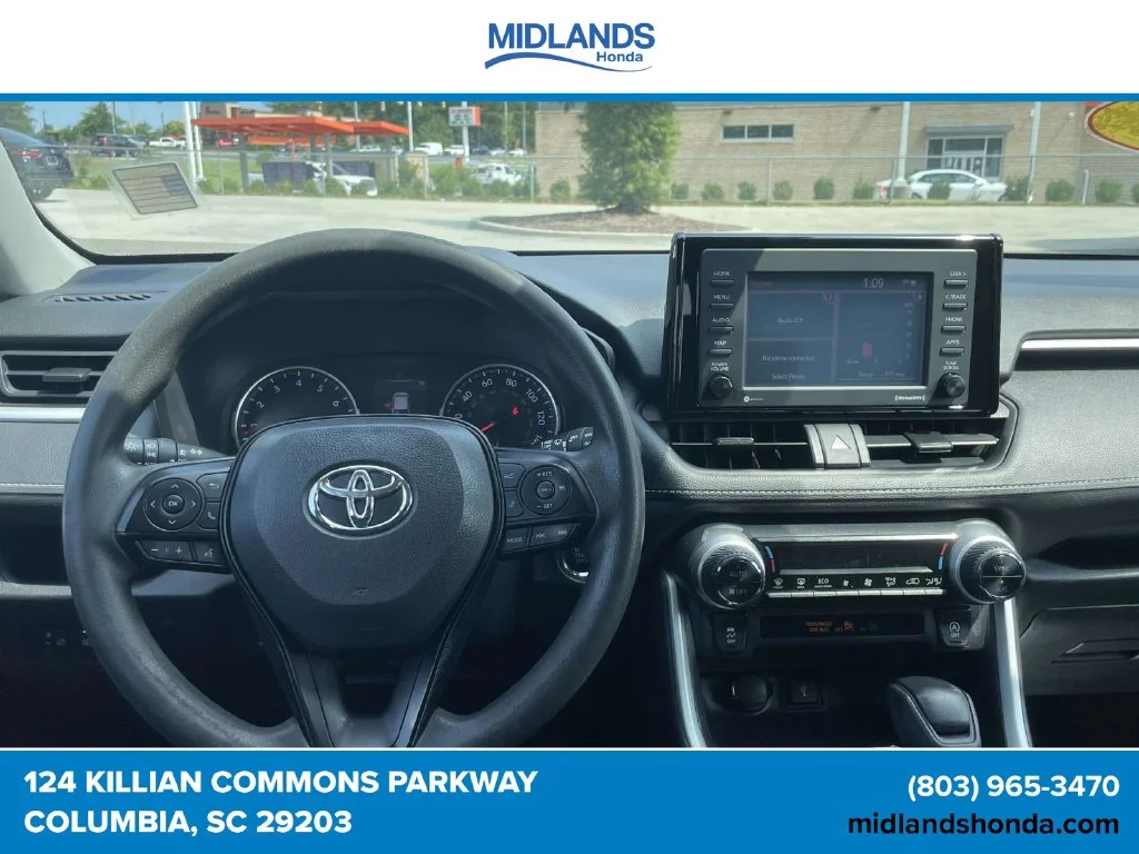Used 2021 Midnight Black Metallic Toyota XLE image 11