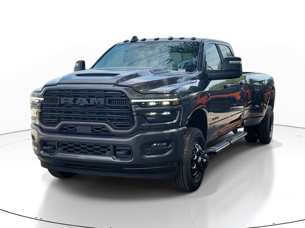 New 2026 Granite Crystal Metallic Clear-Coat Exterior Paint RAM Laramie image 1
