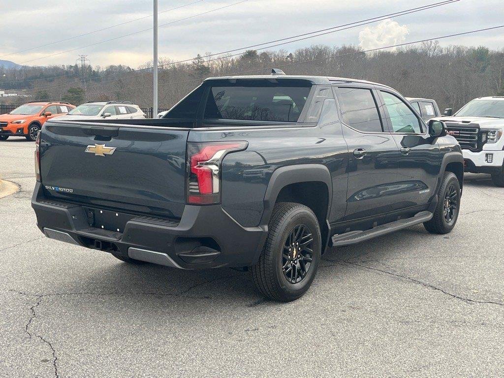 New 2026 Blue Smoke Metallic Chevrolet LT - Standard Range image 4