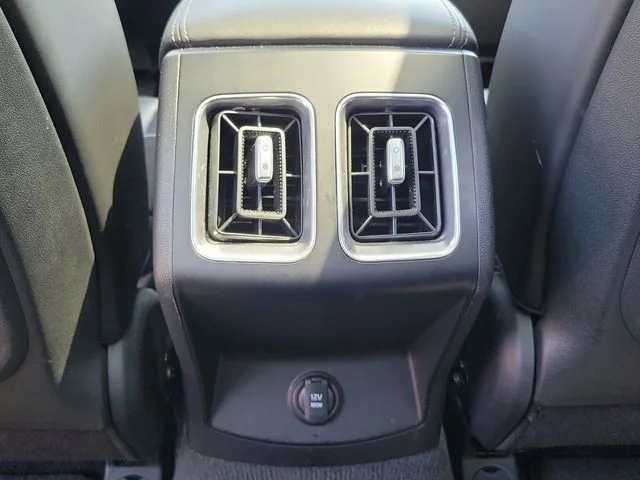 Used 2024 Glacial White Pearl Kia S image 25