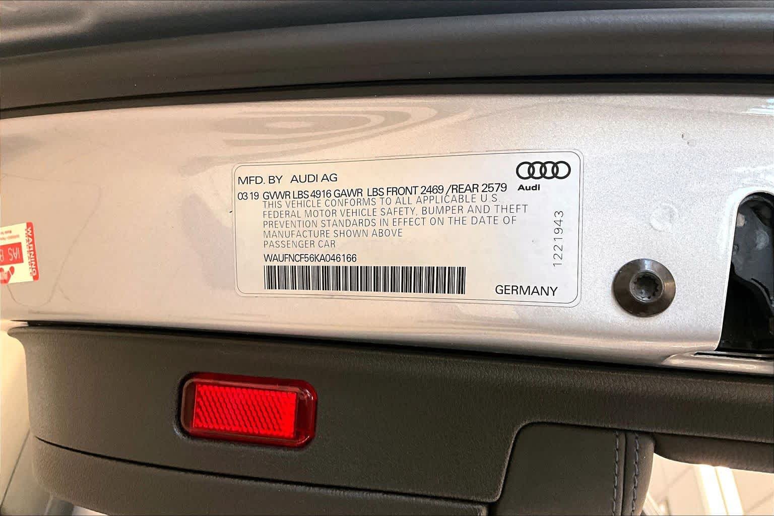 Used 2019 Florett Silver Metallic Audi Prestige image 31