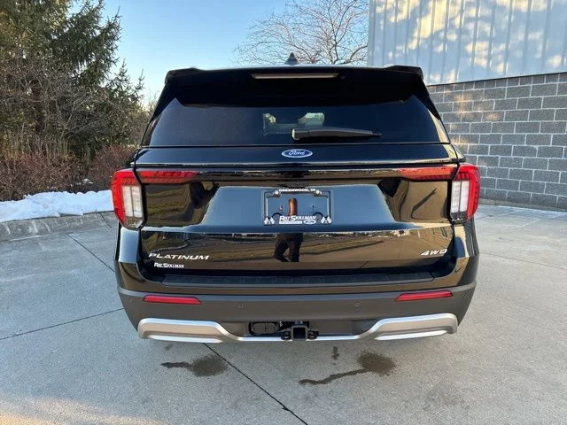 New 2026 Agate Black Metallic Ford Platinum™ image 40