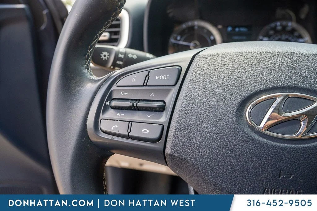 Used 2022 White Hyundai Limited image 14