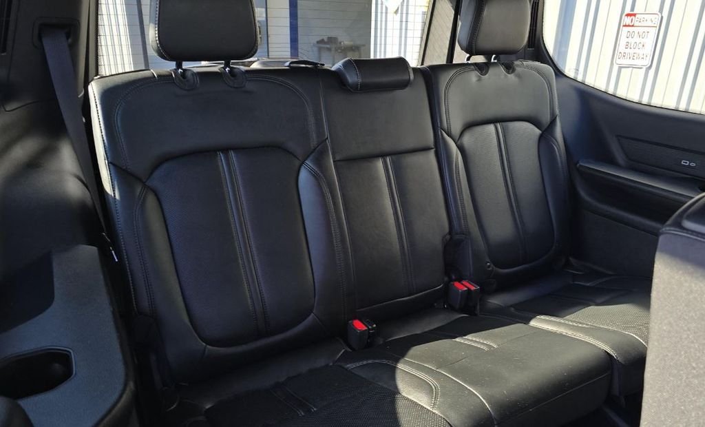 Used 2022 Black Jeep Series III image 12