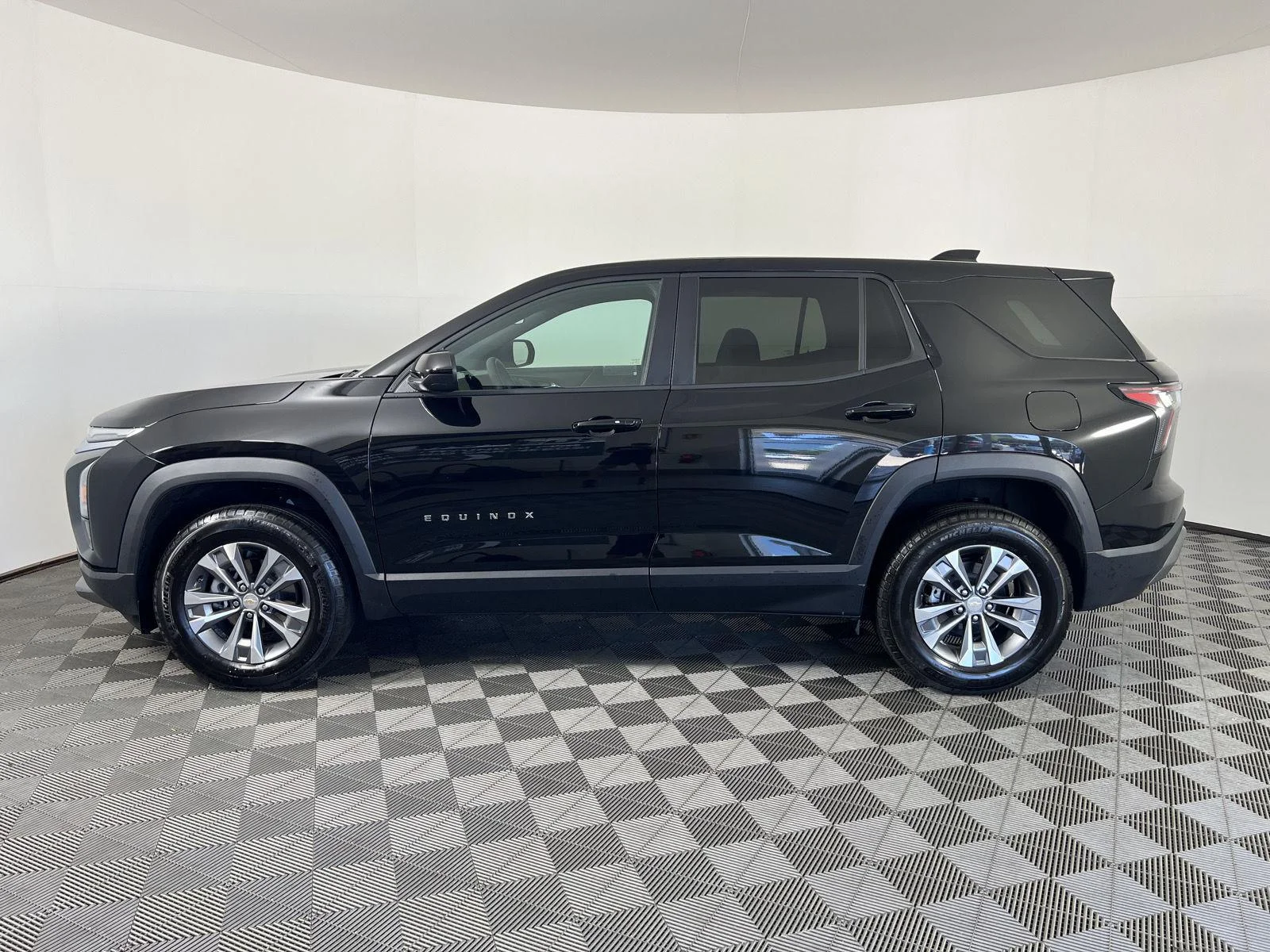 New 2026 Mosaic Black Metallic Chevrolet LT image 6