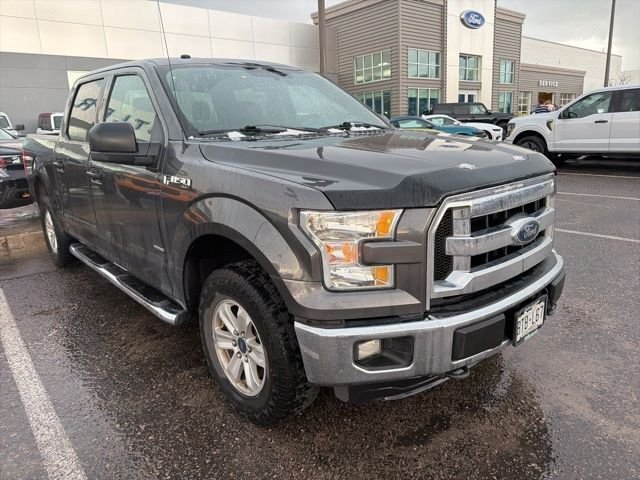 Used 2016  Ford XLT image 2