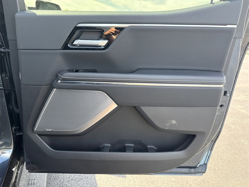 2025 GMC SIERRA - Image 36