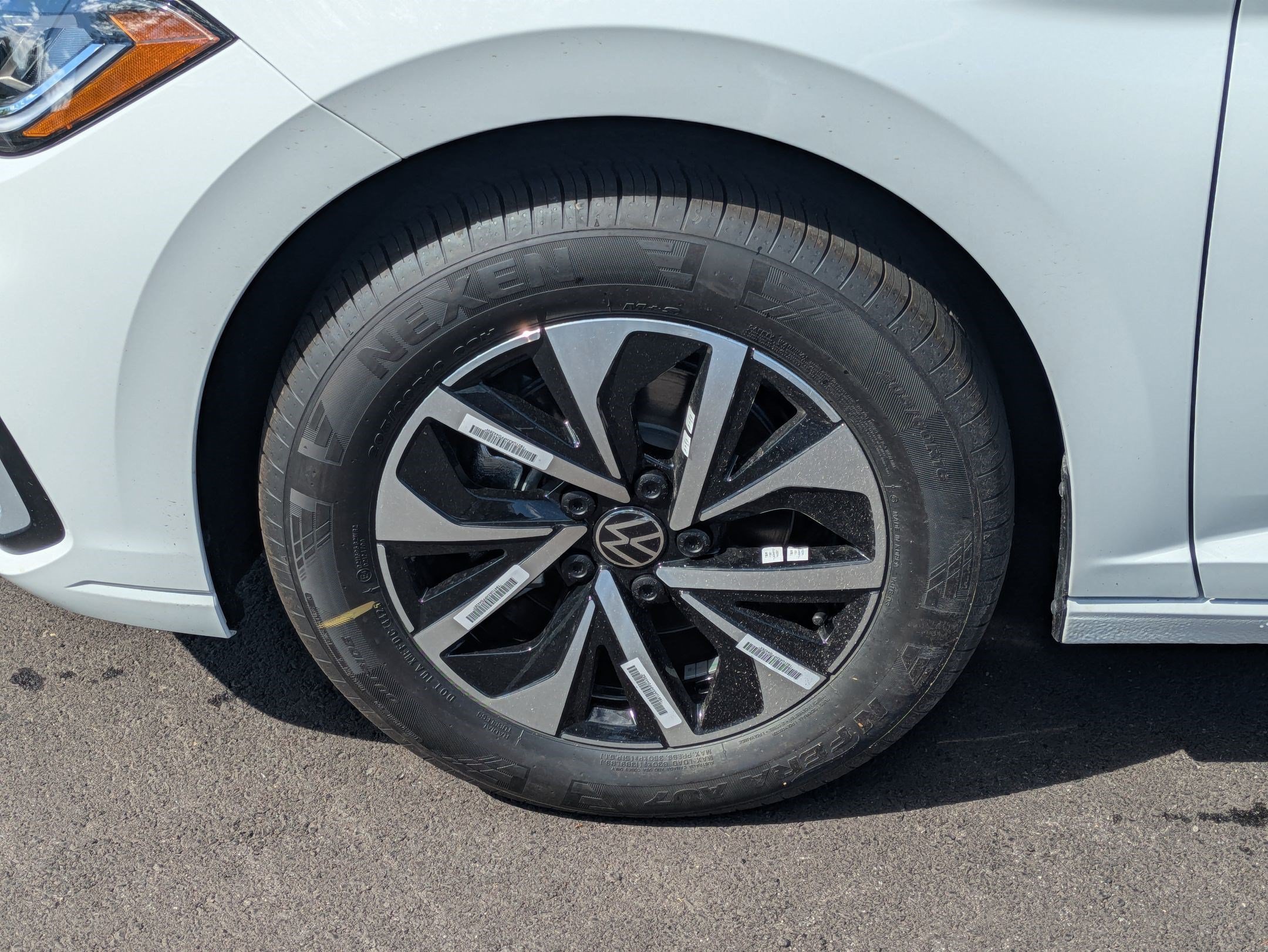 New 2026 Pure White Volkswagen S image 15