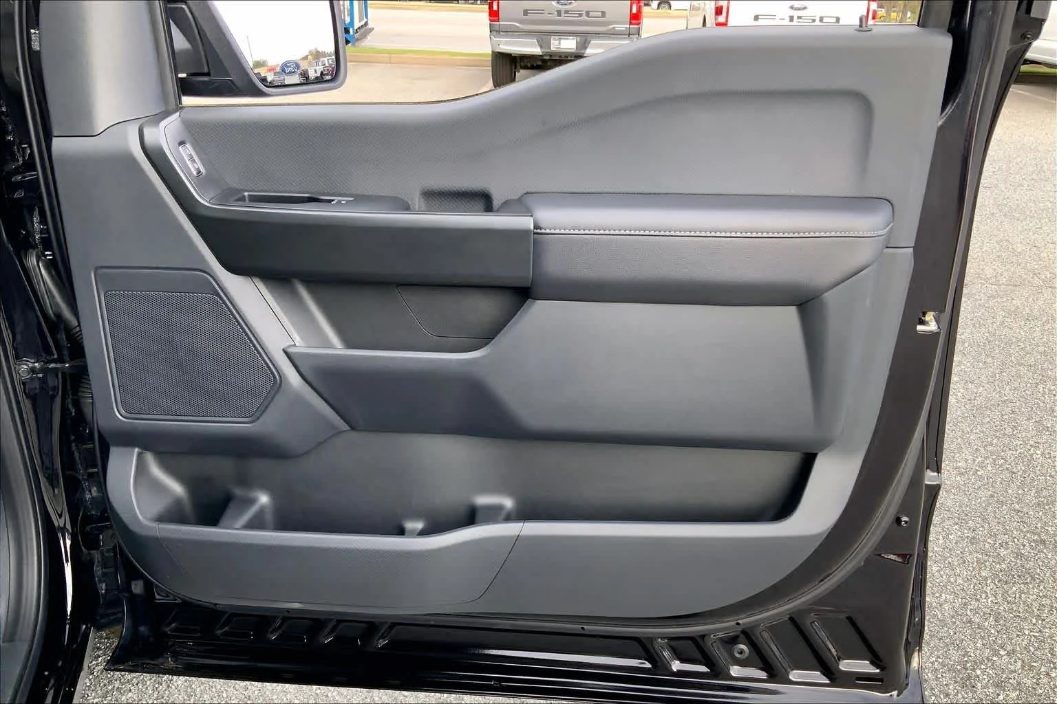 Used 2025 Agate Black Ford STX image 37