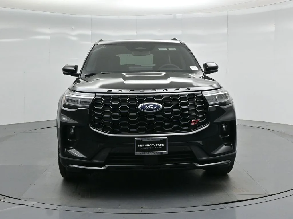New 2026 Agate Black Metallic Ford ST image 27