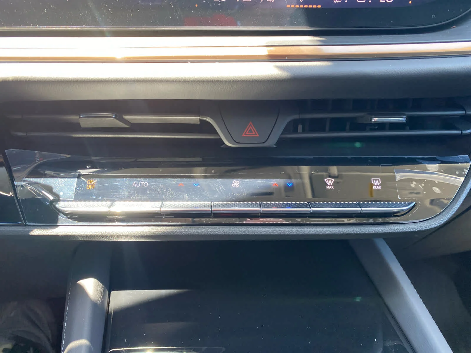 New 2026 Quartz Blue Metallic Buick Avenir image 19