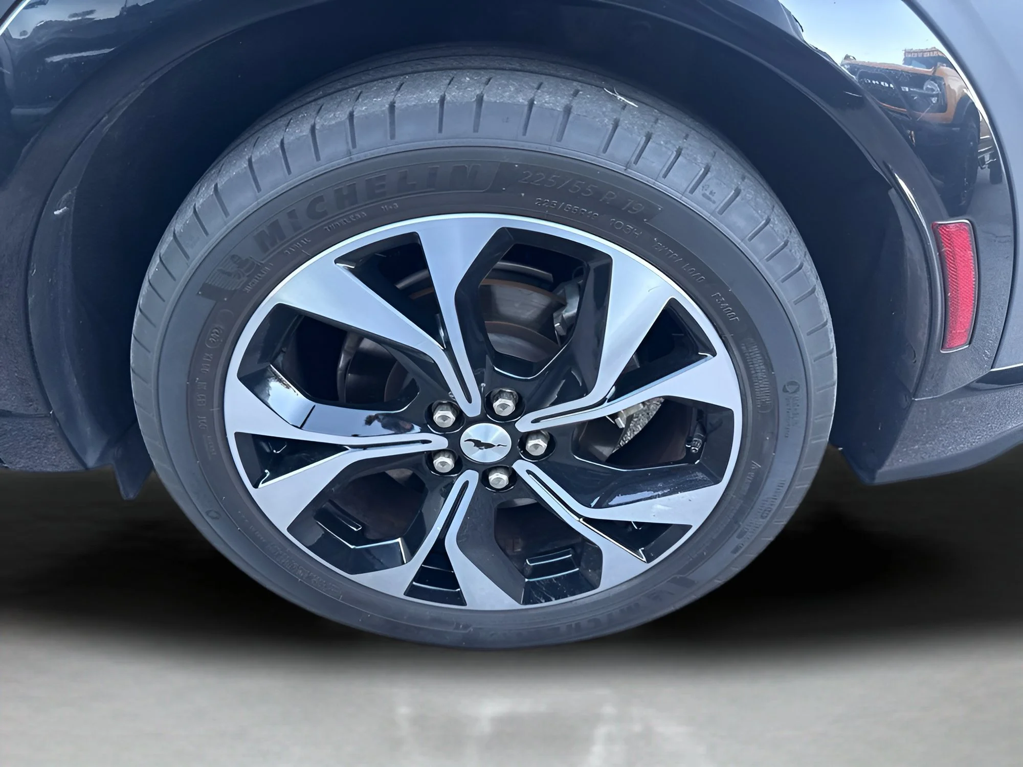 Certified Used 2023 Gray Metallic Ford Premium image 16