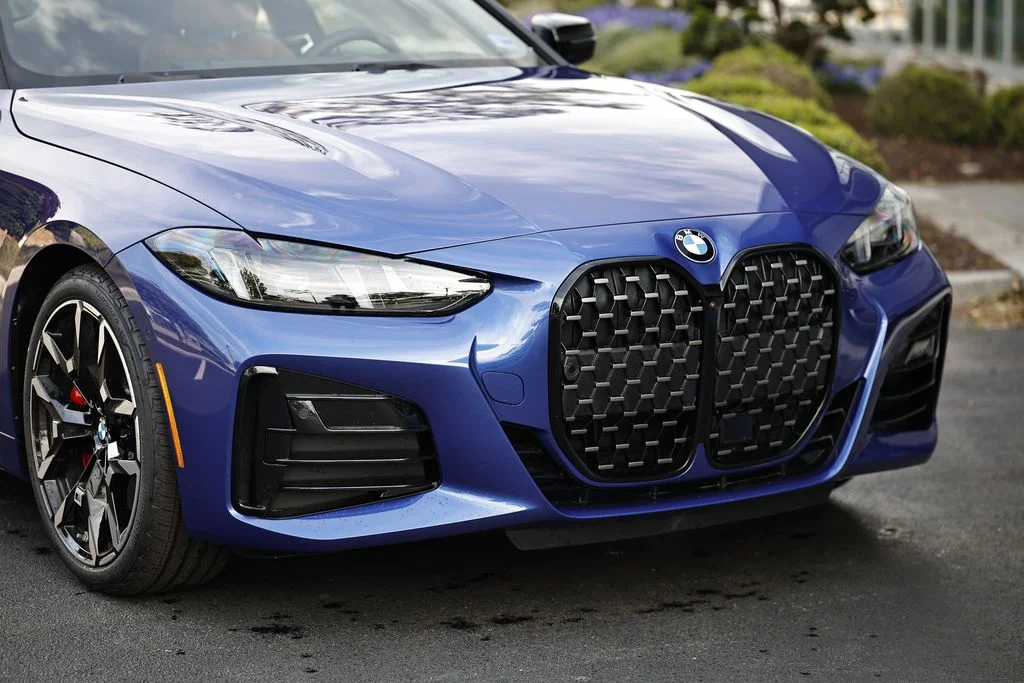 New 2026 Portimao Blue Metallic BMW 430i image 2