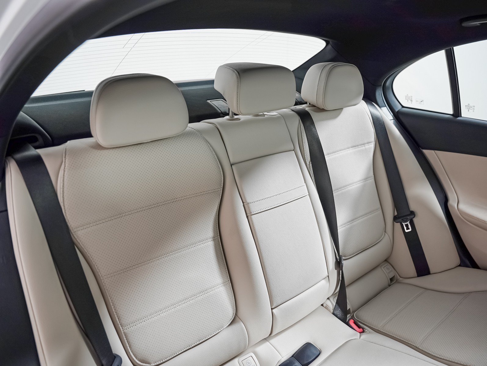 New 2026 Polar White Mercedes-Benz C 300 image 13