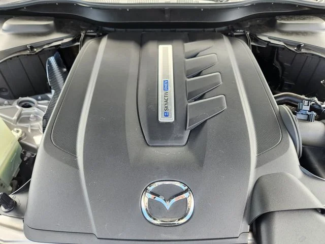 Used 2025 Silver Mazda Premium image 21