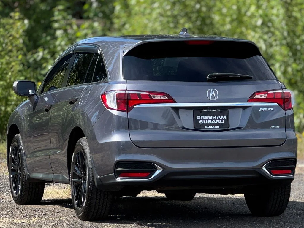 Used 2017 Modern Steel Metallic Acura Base image 5