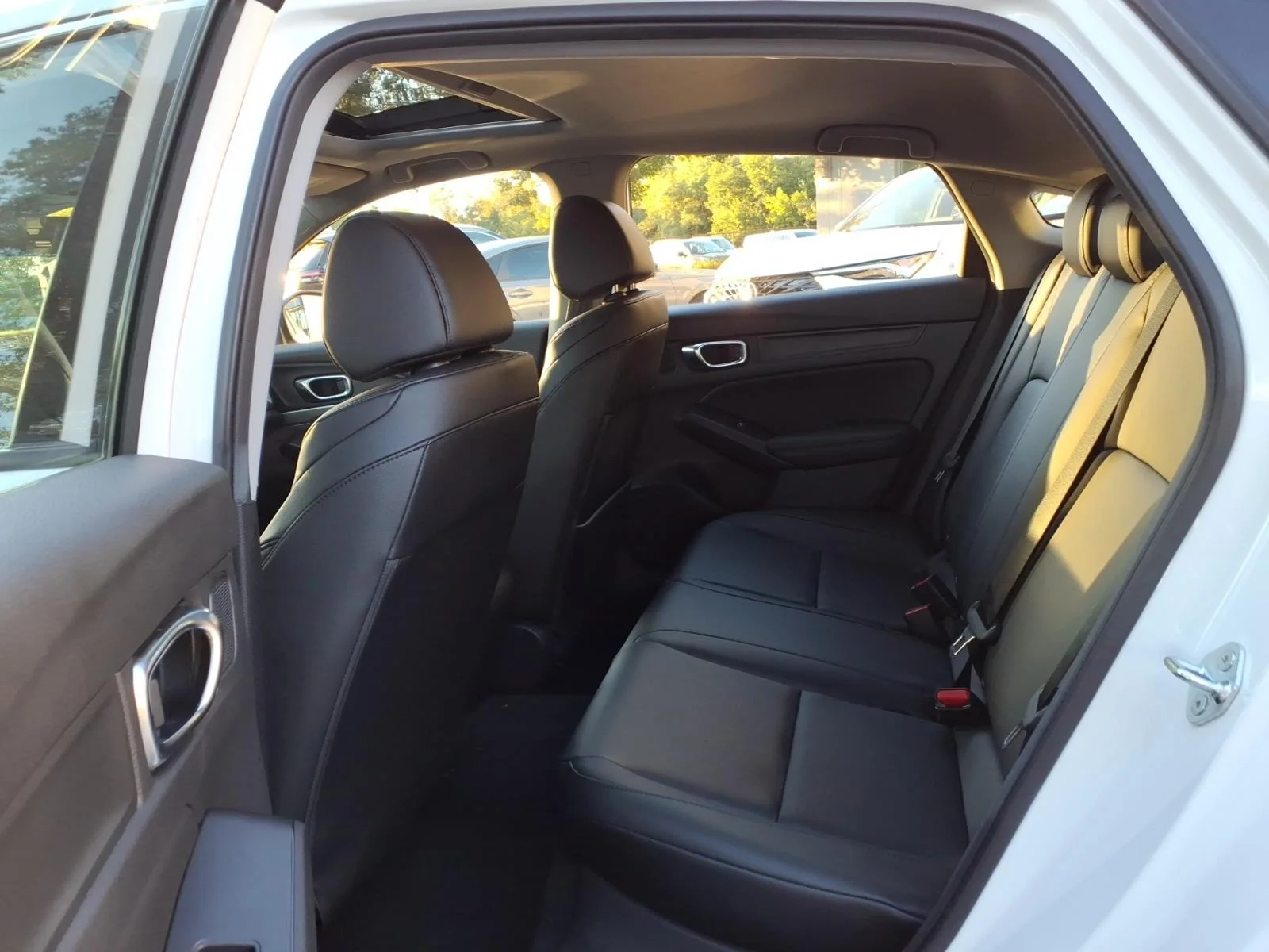 Used 2025 Platinum White Pearl Acura INTEGRA image 14