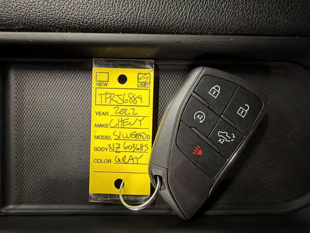 Used 2022 Gray Chevrolet LT image 33
