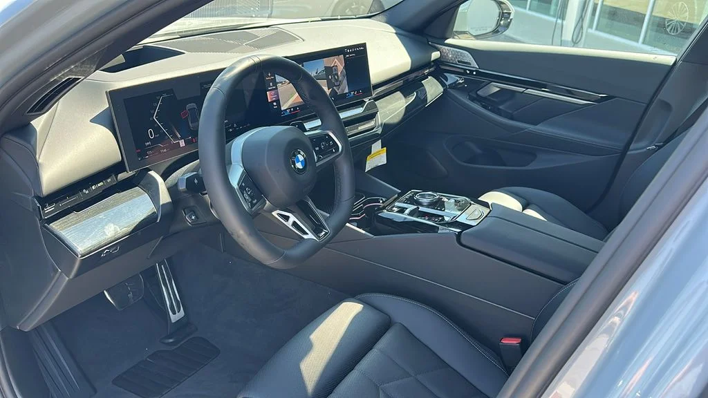 2026 BMW 5 Series 530i - Photo 13