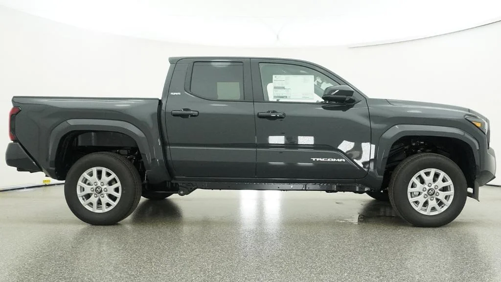 New 2026 Underground Toyota SR5 image 7