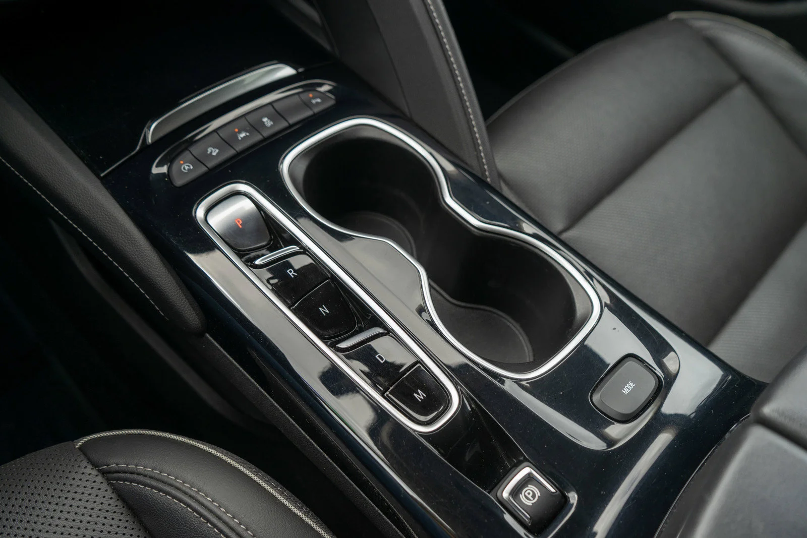 Used 2021 Ebony Twilight Metallic Buick Essence image 22