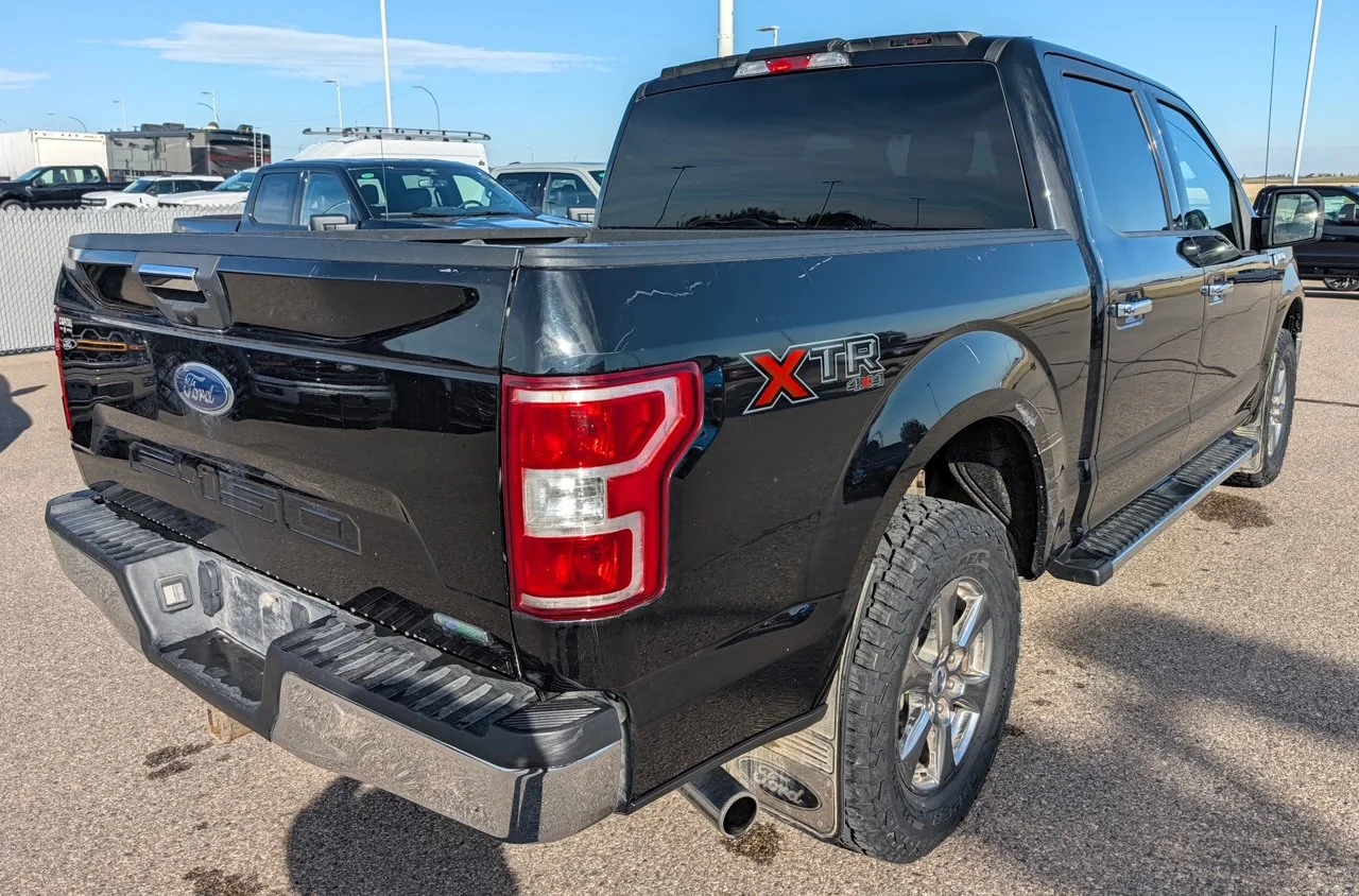 Used 2020 BLACK Ford XLT SuperCrew image 5