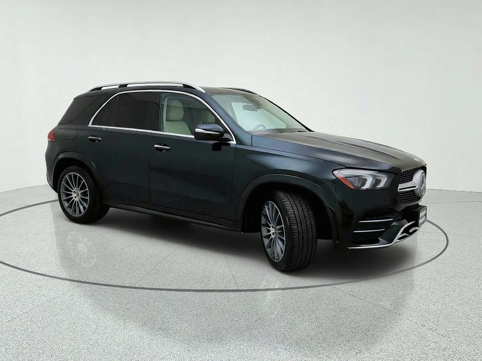 Certified Used 2023 Emerald Green Metallic Mercedes-Benz GLE 450 image 5