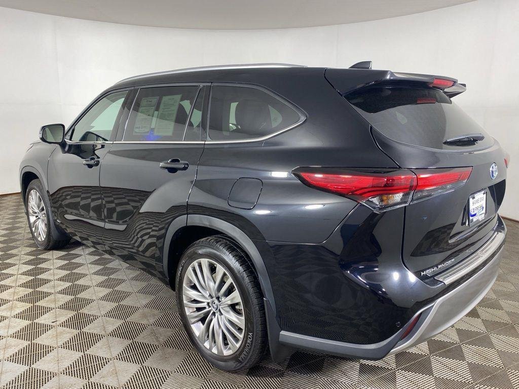 Used 2023 Midnight Black Metallic Toyota Platinum image 5