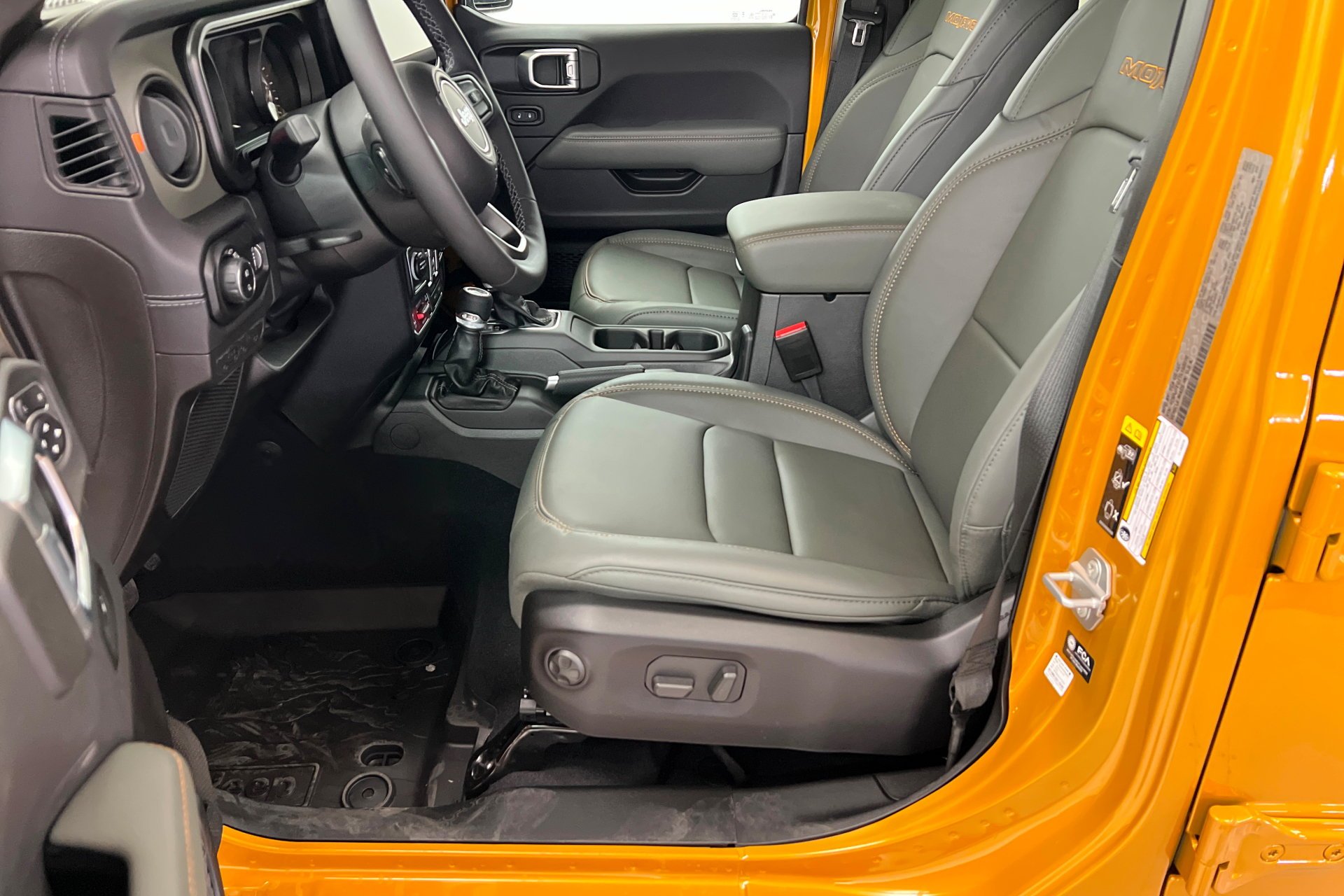 New 2026 Goldilocks (DISC) Jeep Mojave image 19