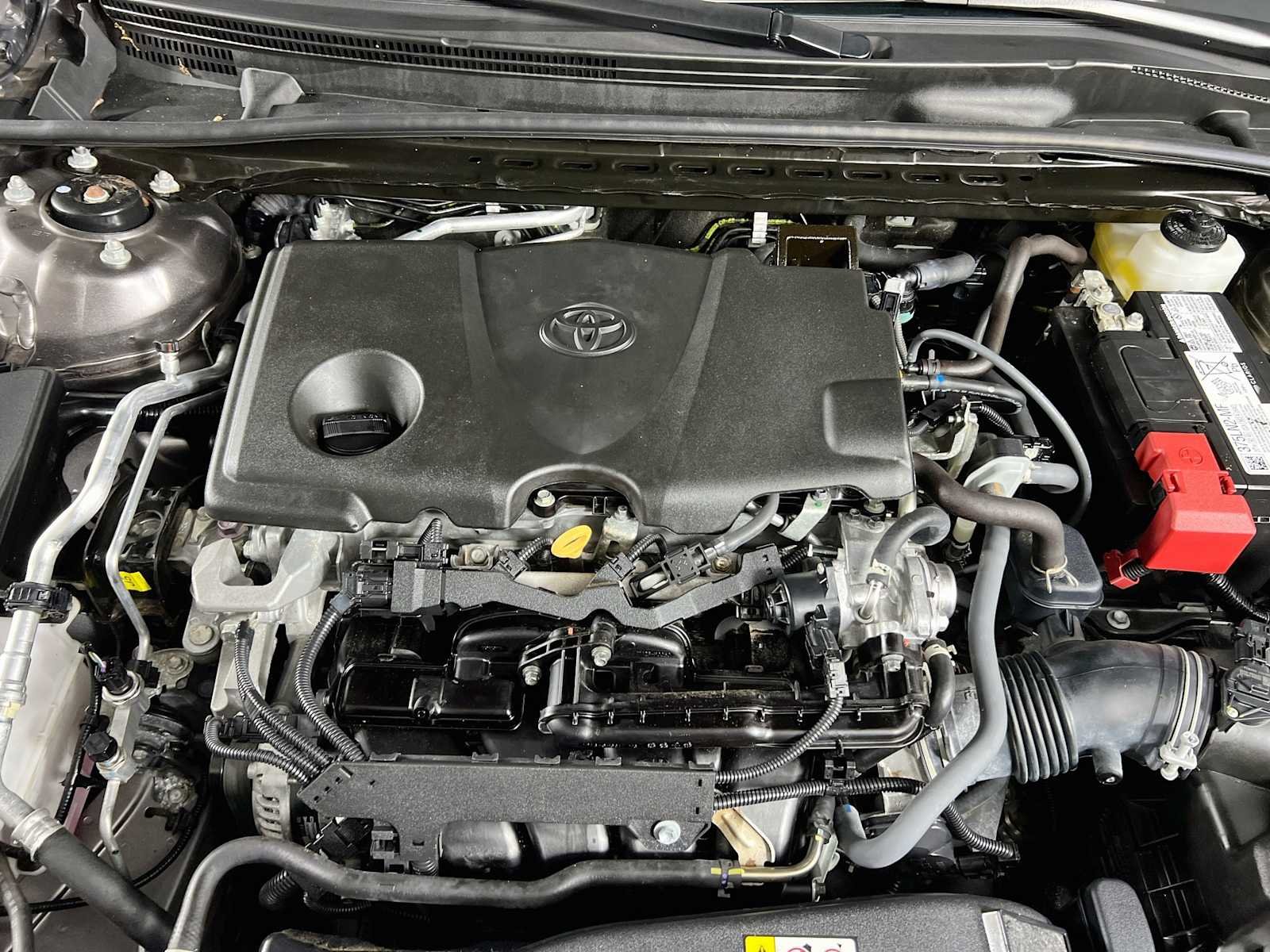 Used 2024 Predawn Gray Mica Toyota XLE image 30