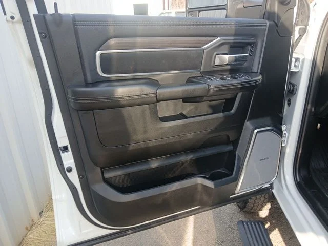 New 2026 Bright White Clear-Coat Exterior Paint RAM Laramie image 55
