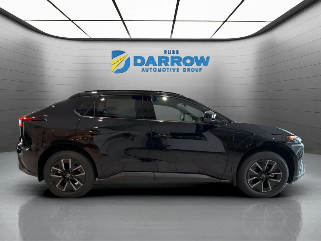 New 2026 Midnight Black Metallic Toyota  XLE image 6