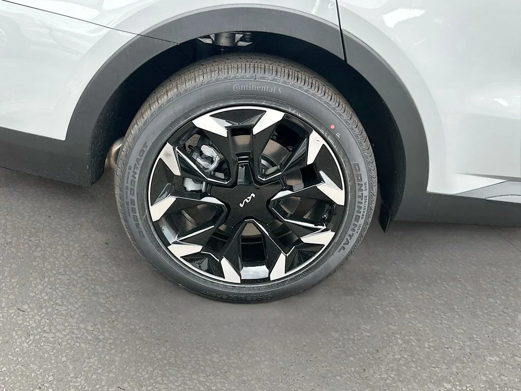 New 2026 Wolf Gray Kia EX image 33