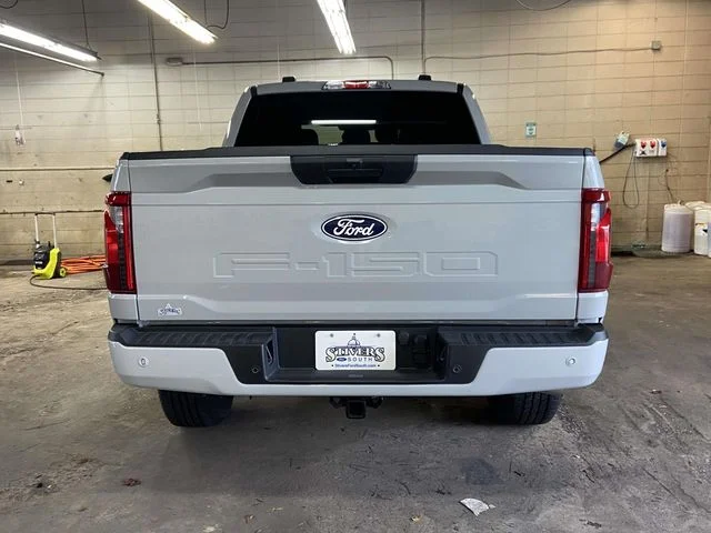 Certified Used 2022 Black Ford XLT image 6