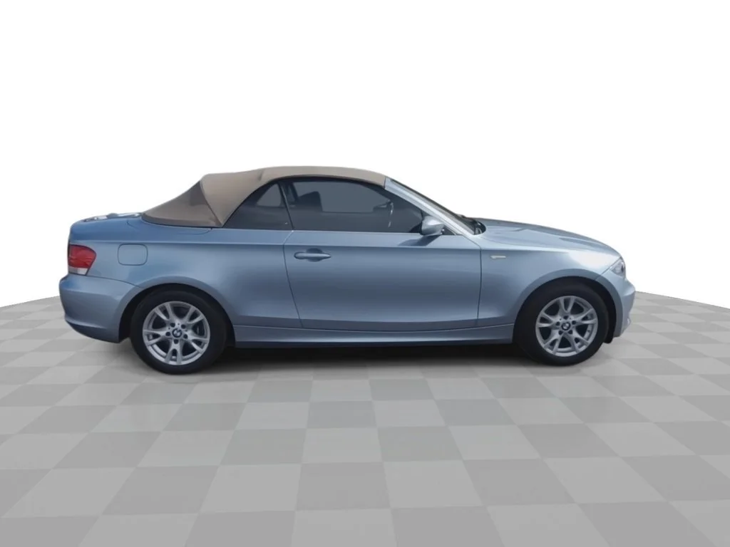 Used 2009 Blue BMW 128i image 9