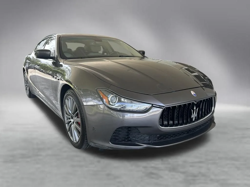 Used 2015 Gray Maserati Base image 2