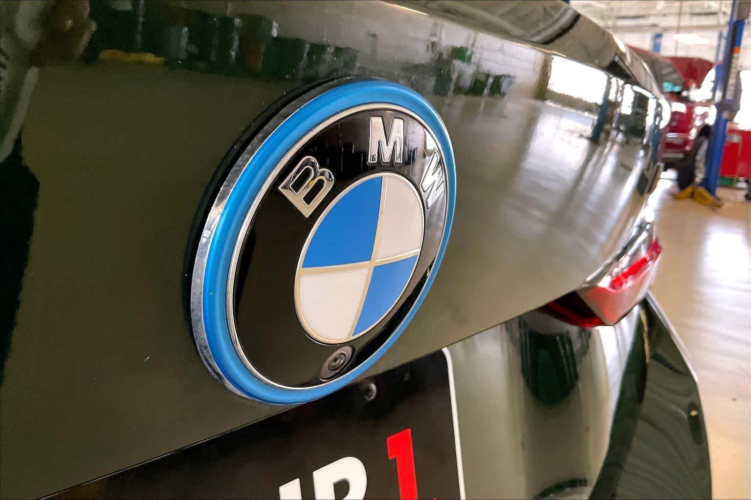 Certified Used 2023 San Remo Green Metallic BMW M50 image 30