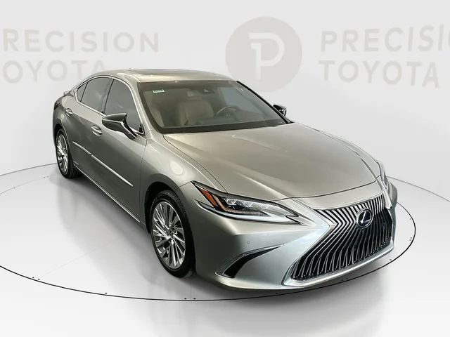2021 Lexus ES 300h Luxury