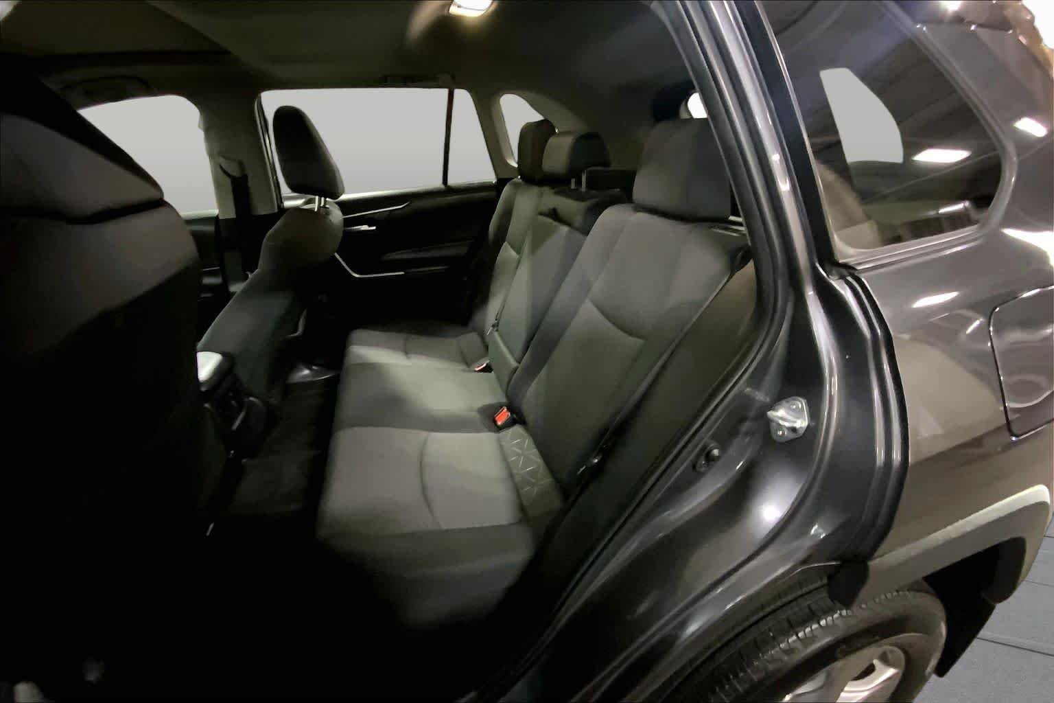 Used 2023 Magnetic Gray Metallic Toyota Hybrid XLE image 21