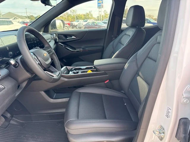 New 2027 Summit White Chevrolet LT image 11