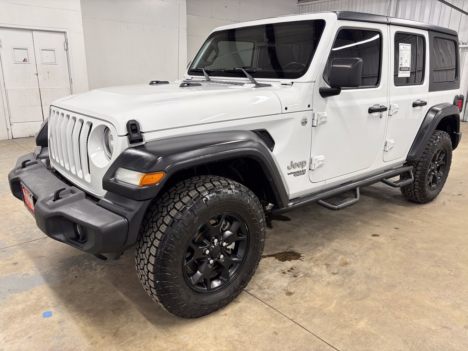 Used 2020 White Jeep Unlimited Sport S image 3