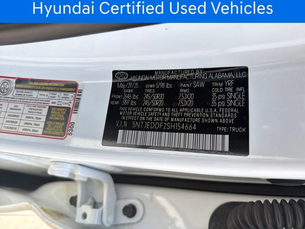 Certified Pre-Owned 2025 Hyundai Santa Cruz Limited