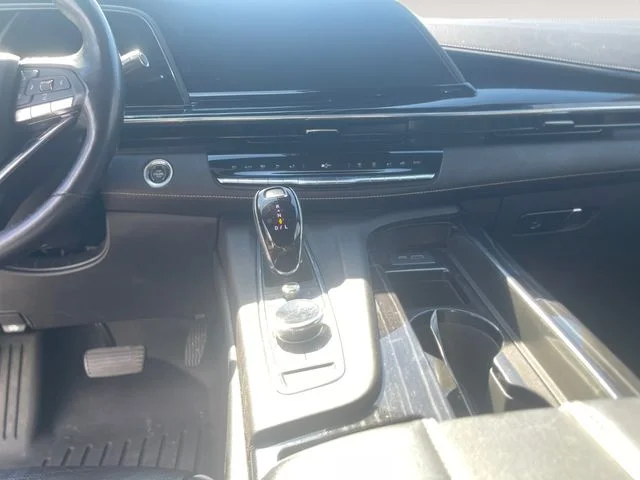 Used 2021 Crystal White Cadillac Sport image 11