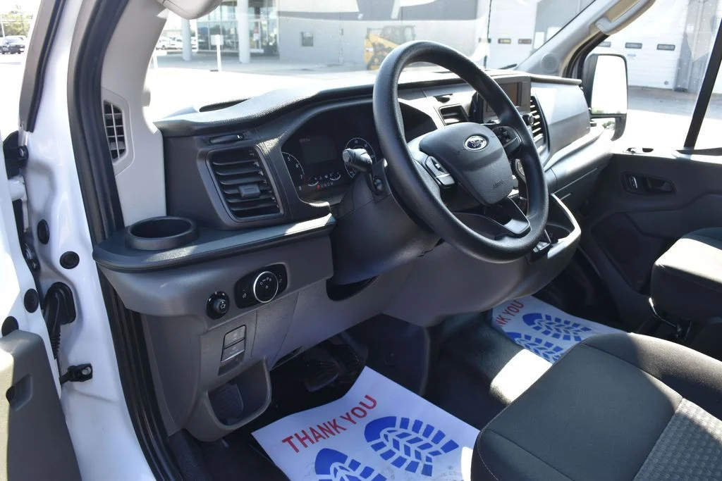 Used 2023 White Ford XL image 17