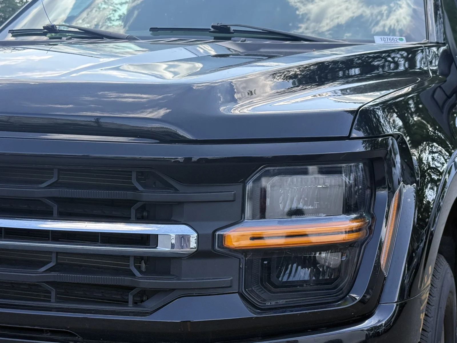 Used 2024 Agate Black Metallic Ford XLT 4WD image 39
